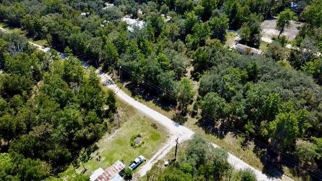 На продажу: $14,000 (0.24 acres)