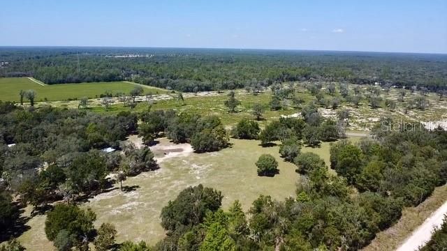 На продажу: $14,000 (0.24 acres)