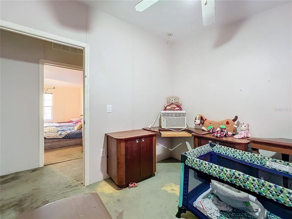 For Sale: $230,000 (3 beds, 2 baths, 1920 Square Feet)