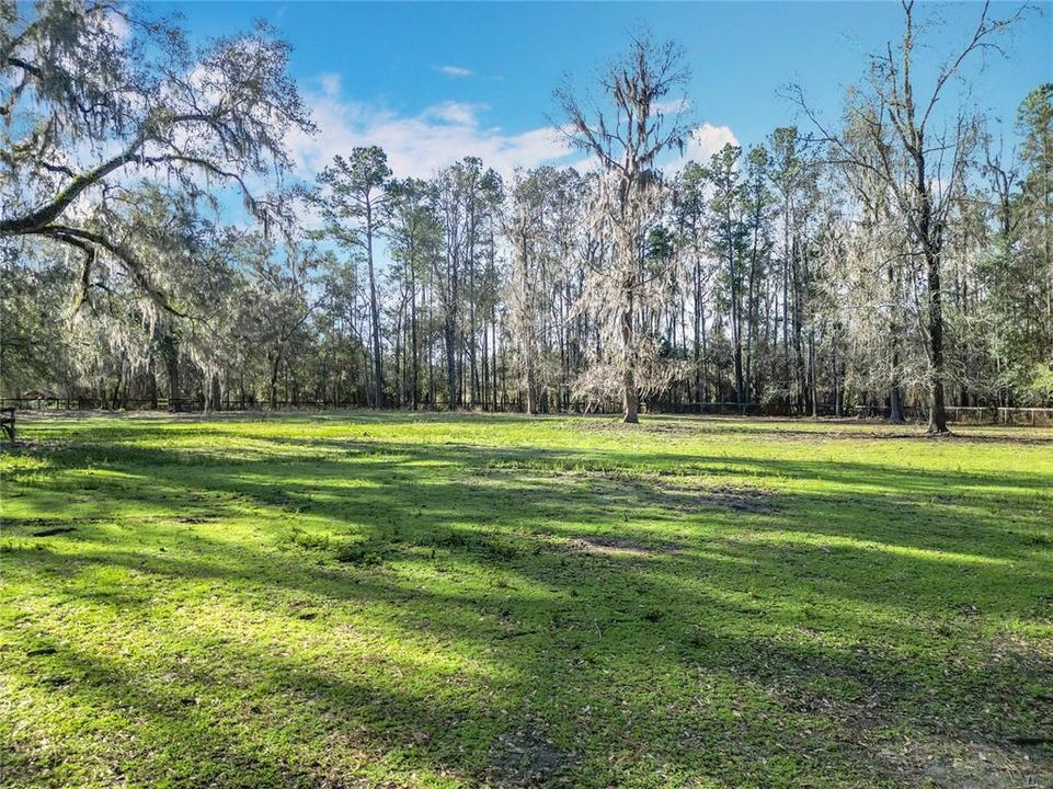 For Sale: $230,000 (3 beds, 2 baths, 1920 Square Feet)