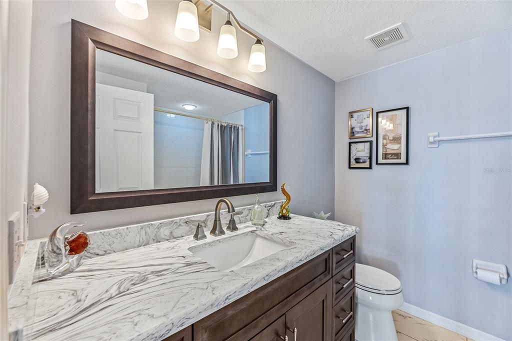 Activo con contrato: $479,900 (3 camas, 2 baños, 1771 Pies cuadrados)