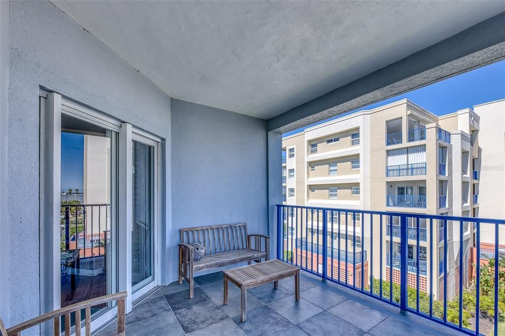 Activo con contrato: $479,900 (3 camas, 2 baños, 1771 Pies cuadrados)