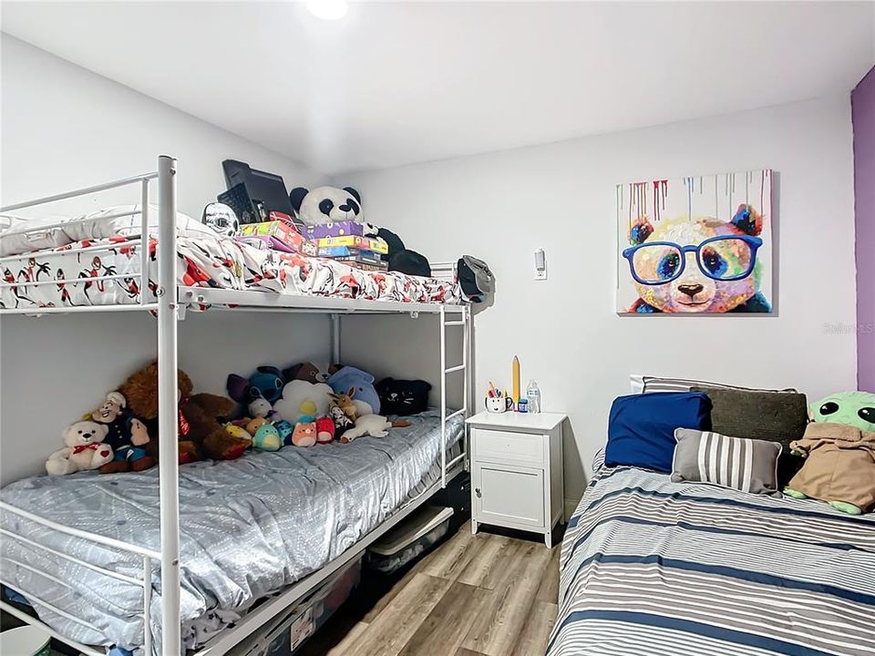 待售: $140,000 (2 贝兹, 2 浴室, 925 平方英尺)