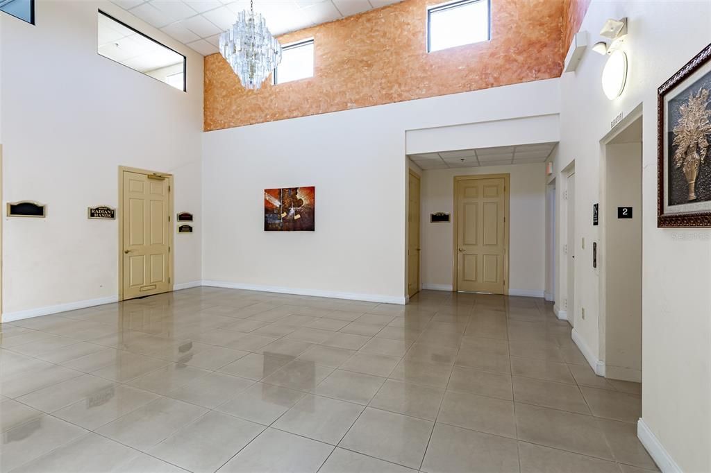 En Venta: $444,000 (0 camas, 0 baños, 1898 Pies cuadrados)