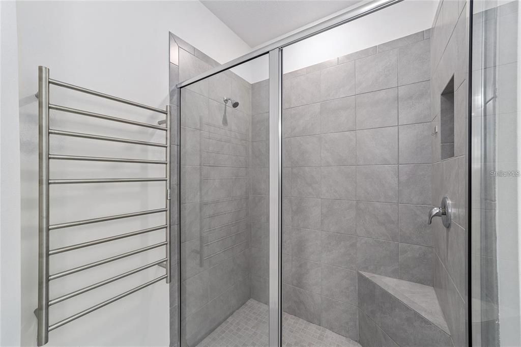 Active With Contract: $4,700 (3 beds, 2 baths, 1853 Square Feet)