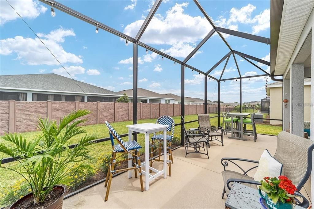 Active With Contract: $4,700 (3 beds, 2 baths, 1853 Square Feet)