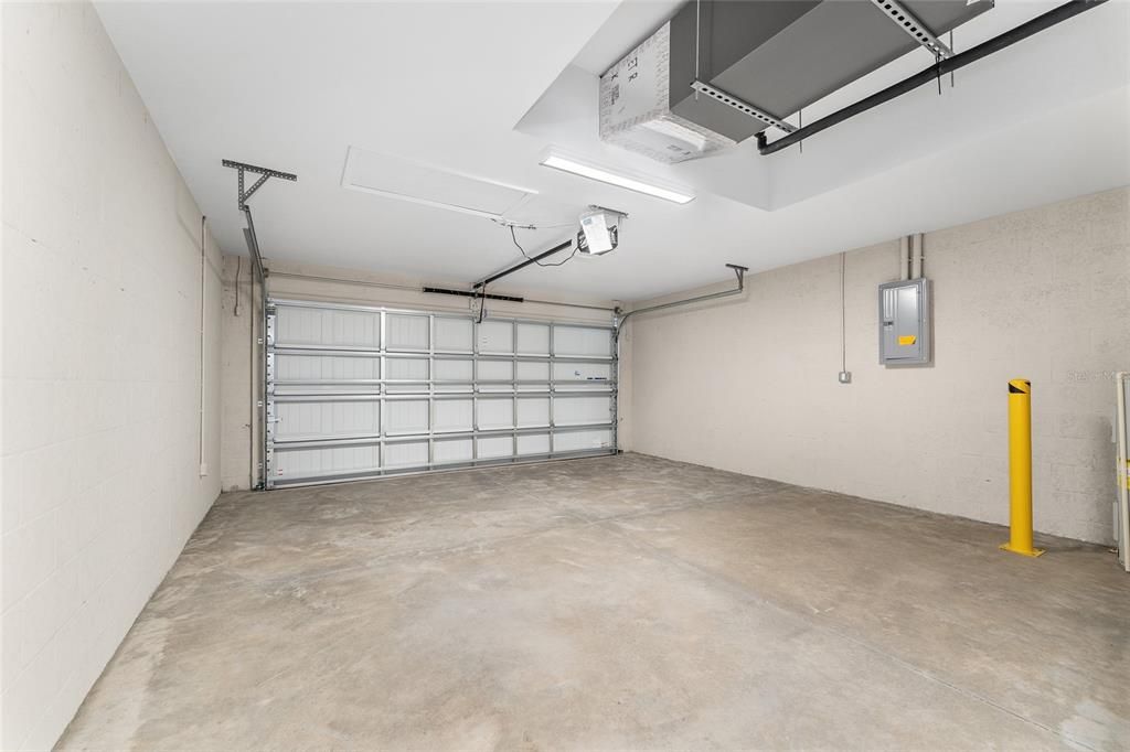 For Sale: $269,900 (3 beds, 2 baths, 1185 Square Feet)