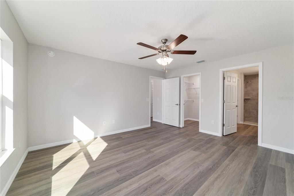 Active With Contract: $299,000 (3 beds, 2 baths, 1629 Square Feet)