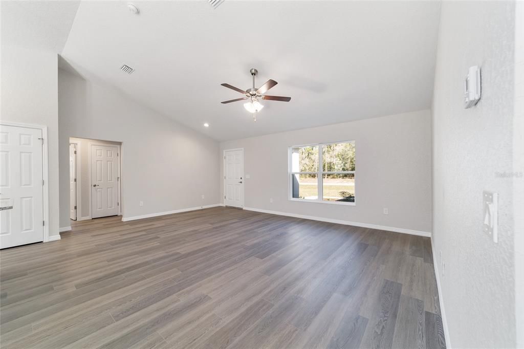 Active With Contract: $299,000 (3 beds, 2 baths, 1629 Square Feet)