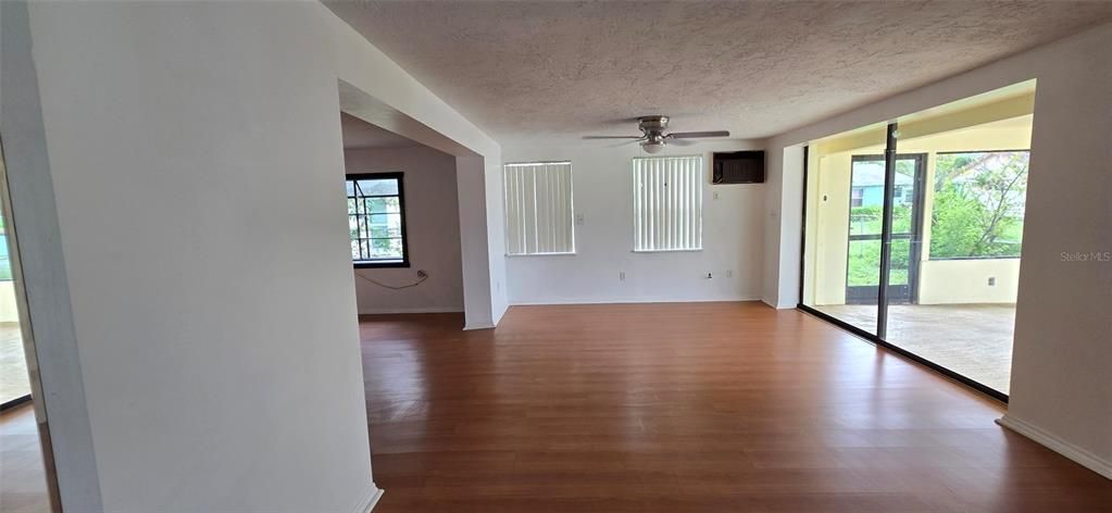 En Venta: $349,999 (2 camas, 2 baños, 1778 Pies cuadrados)