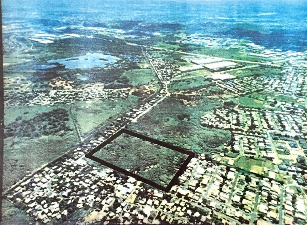 На продажу: $5,500,000 (18.05 acres)