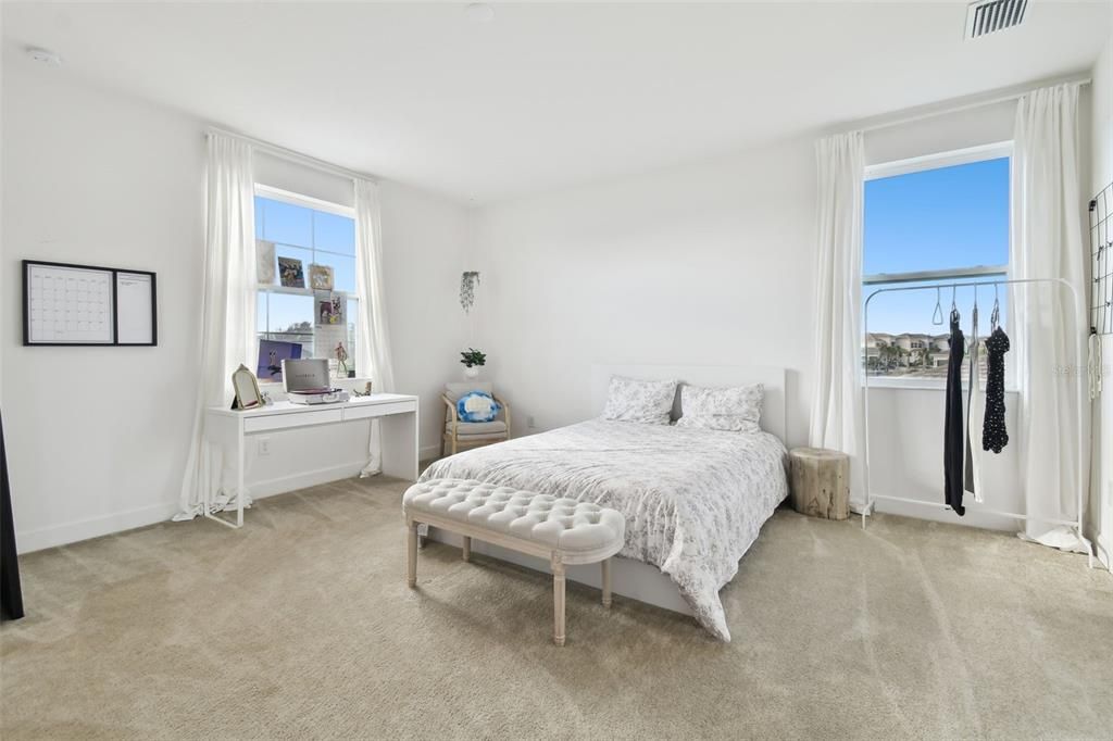 Active With Contract: $1,100,000 (4 beds, 5 baths, 4501 Square Feet)