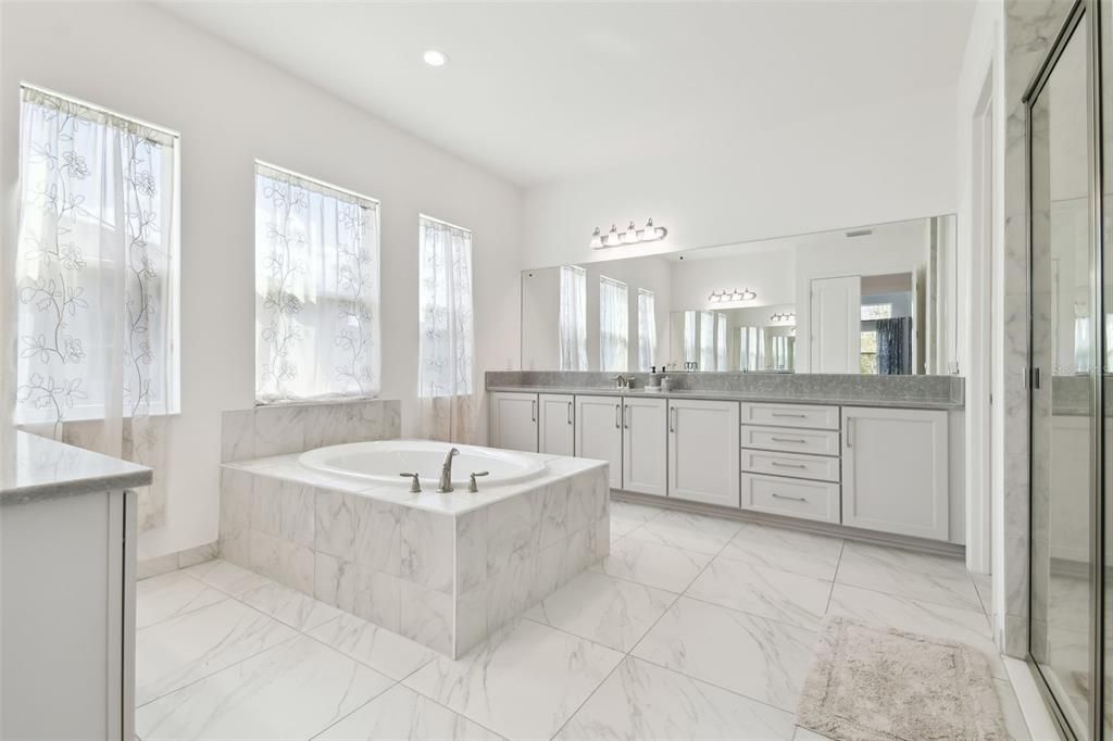 Active With Contract: $1,100,000 (4 beds, 5 baths, 4501 Square Feet)