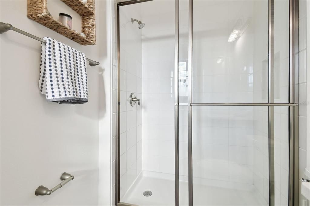 Active With Contract: $1,100,000 (4 beds, 5 baths, 4501 Square Feet)