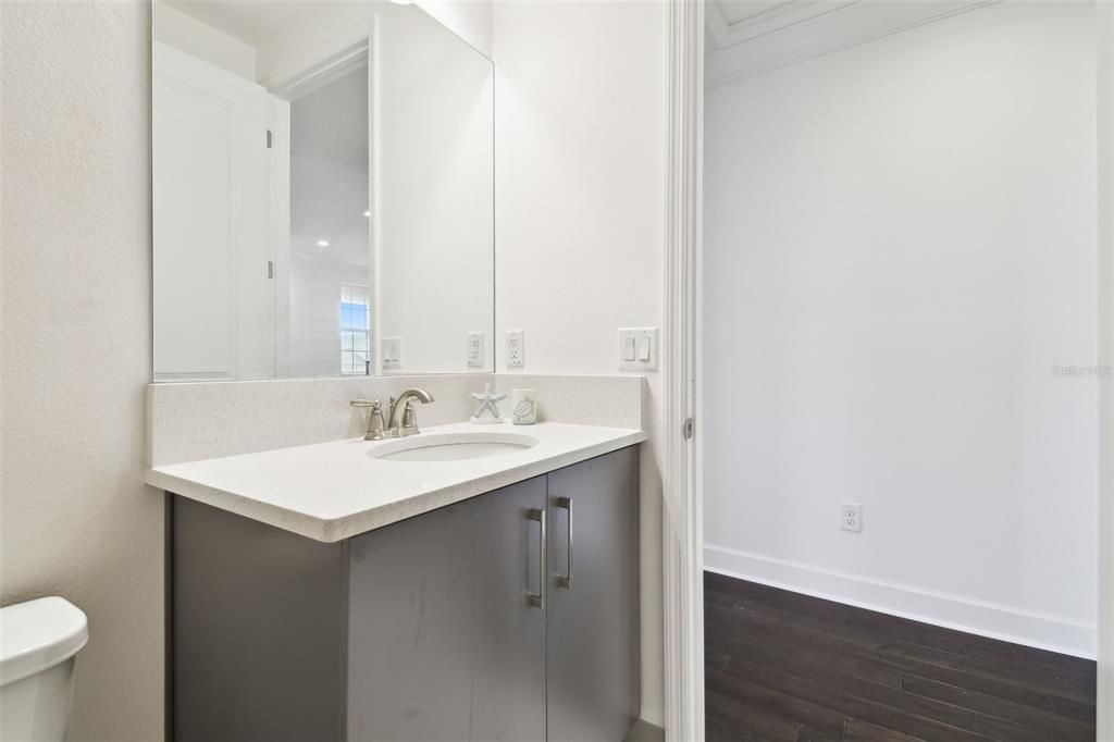 Active With Contract: $1,100,000 (4 beds, 5 baths, 4501 Square Feet)