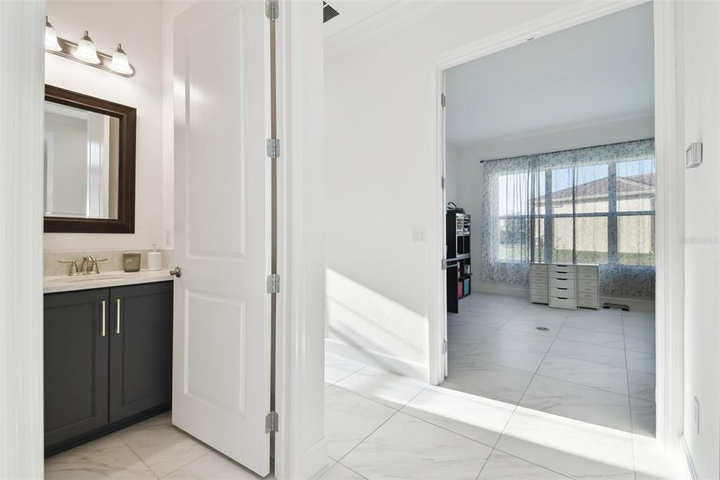 Active With Contract: $1,100,000 (4 beds, 5 baths, 4501 Square Feet)