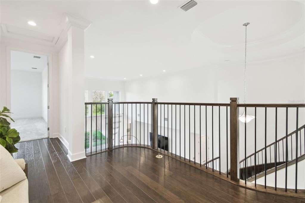 Active With Contract: $1,100,000 (4 beds, 5 baths, 4501 Square Feet)