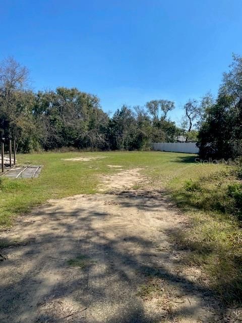 На продажу: $34,995 (0.14 acres)