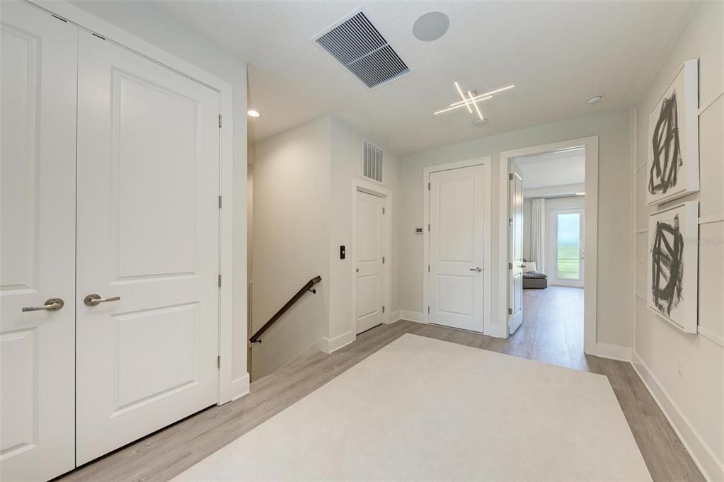 На продажу: $1,199,999 (3 спален, 2 ванн, 2951 Квадратных фут)