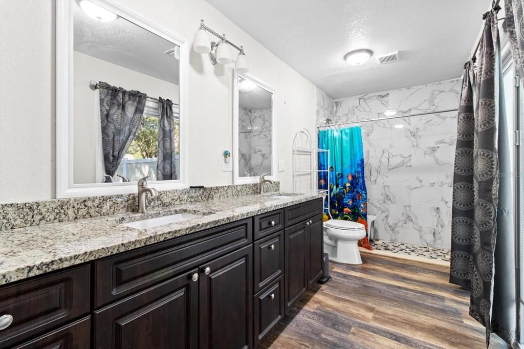 Active With Contract: $345,499 (4 beds, 2 baths, 2336 Square Feet)