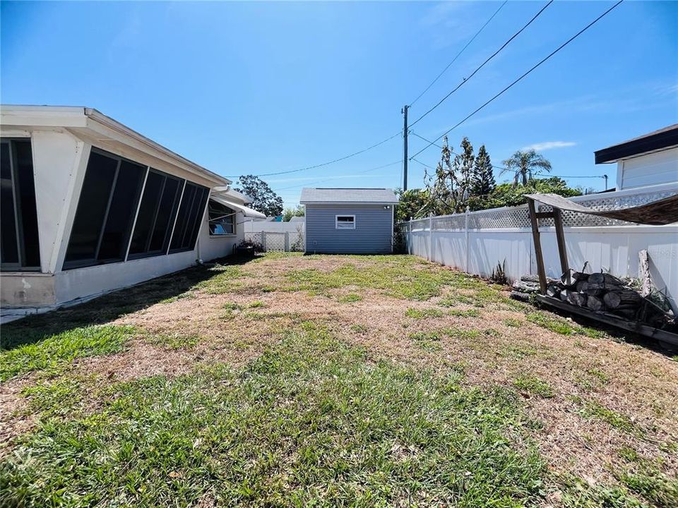 待售: $218,900 (2 贝兹, 1 浴室, 1056 平方英尺)