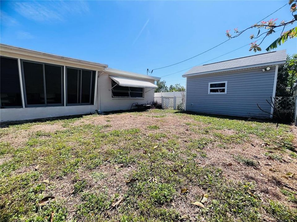 待售: $218,900 (2 贝兹, 1 浴室, 1056 平方英尺)