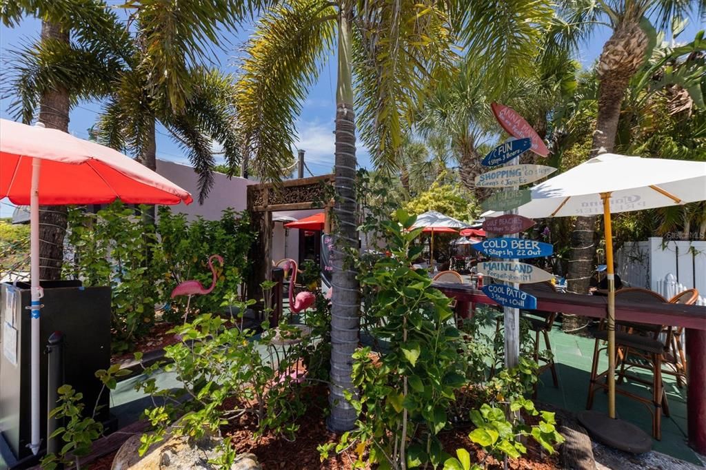 出租: $5,500 (3 贝兹, 2 浴室, 1482 平方英尺)