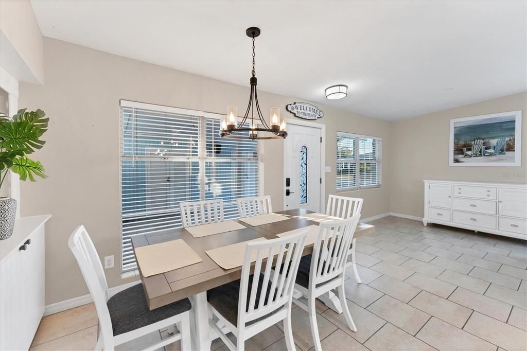 出租: $5,500 (3 贝兹, 2 浴室, 1482 平方英尺)