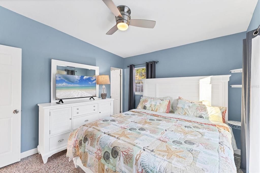 出租: $5,500 (3 贝兹, 2 浴室, 1482 平方英尺)