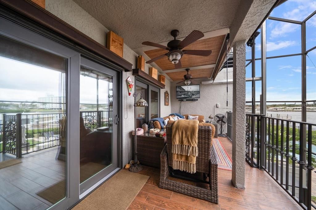 For Sale: $1,395,000 (3 beds, 3 baths, 2400 Square Feet)