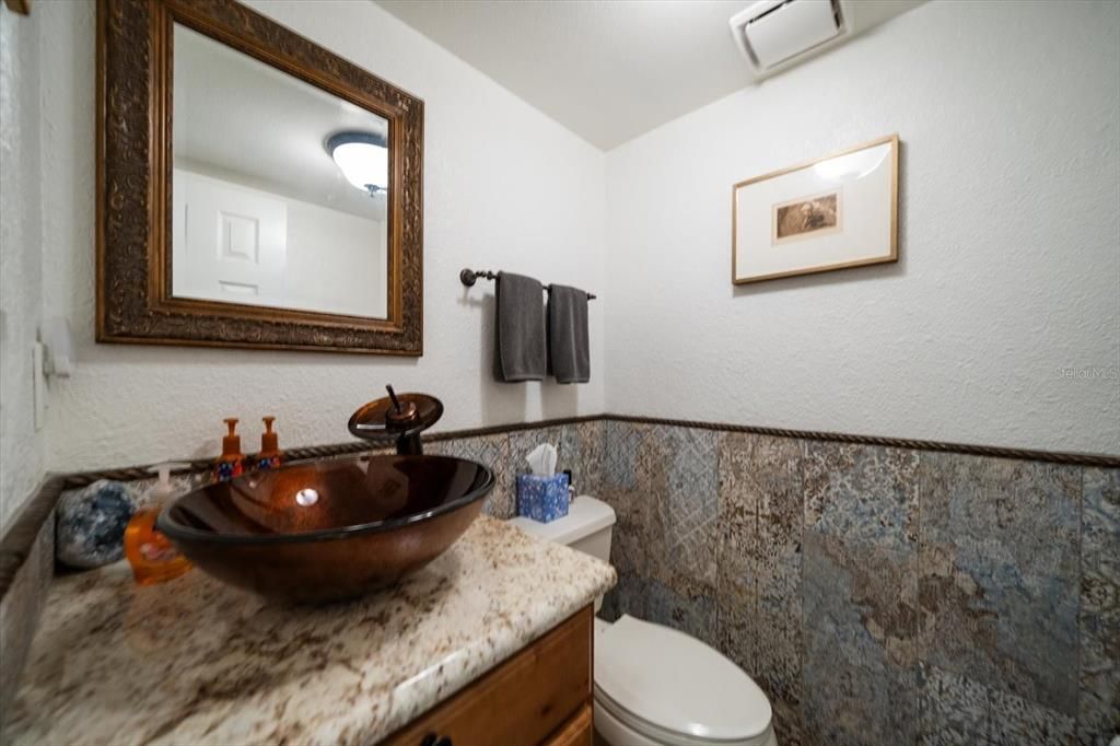 For Sale: $1,395,000 (3 beds, 3 baths, 2400 Square Feet)