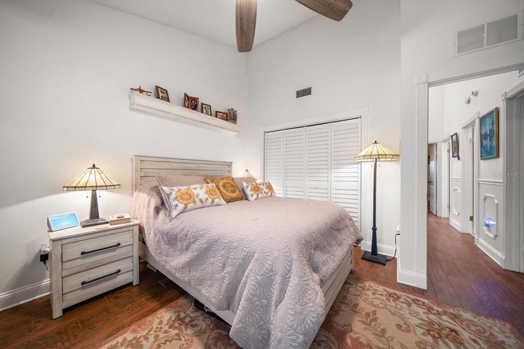 For Sale: $1,395,000 (3 beds, 3 baths, 2400 Square Feet)