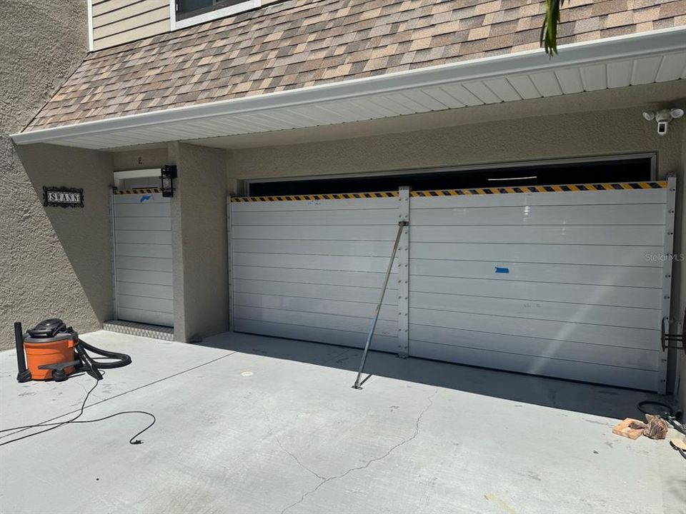 For Sale: $1,395,000 (3 beds, 3 baths, 2400 Square Feet)