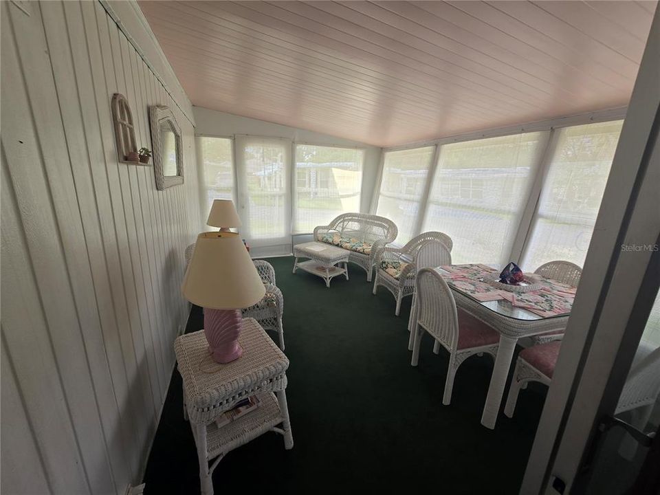 For Sale: $85,000 (2 beds, 1 baths, 1100 Square Feet)