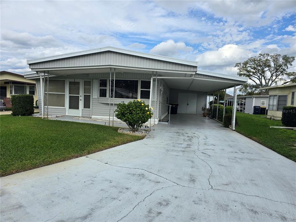 For Sale: $85,000 (2 beds, 1 baths, 1100 Square Feet)