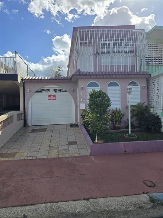 Недавно продано: $149,000 (3 спален, 2 ванн, 620 Квадратных фут)