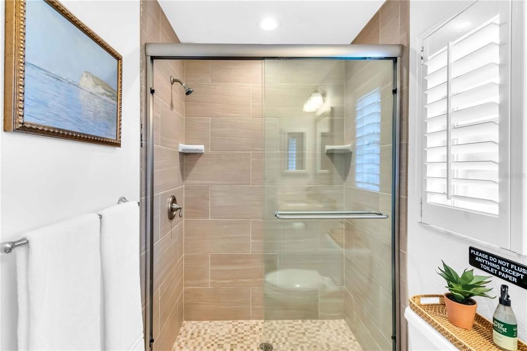 For Rent: $7,500 (4 beds, 2 baths, 1905 Square Feet)