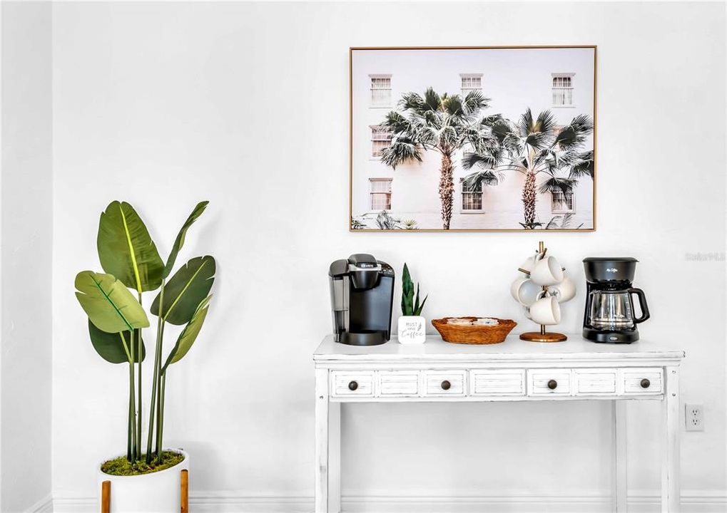 For Rent: $7,500 (4 beds, 2 baths, 1905 Square Feet)