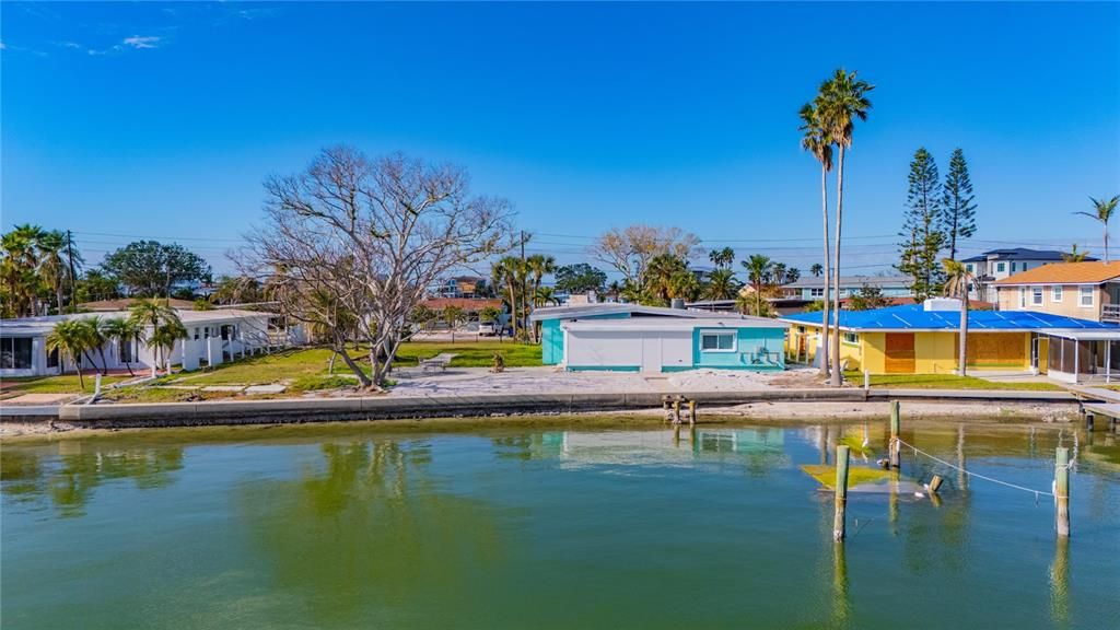 На продажу: $1,650,000 (0.31 acres)