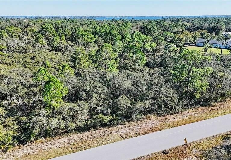 待售: $11,000 (0.23 acres)