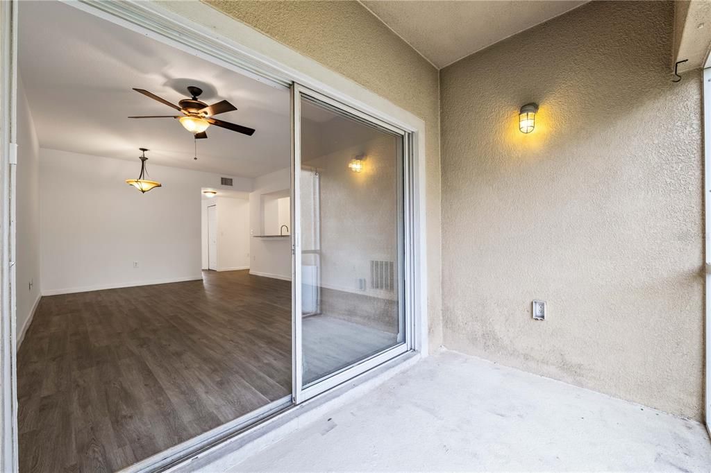 待售: $185,000 (3 贝兹, 2 浴室, 1151 平方英尺)