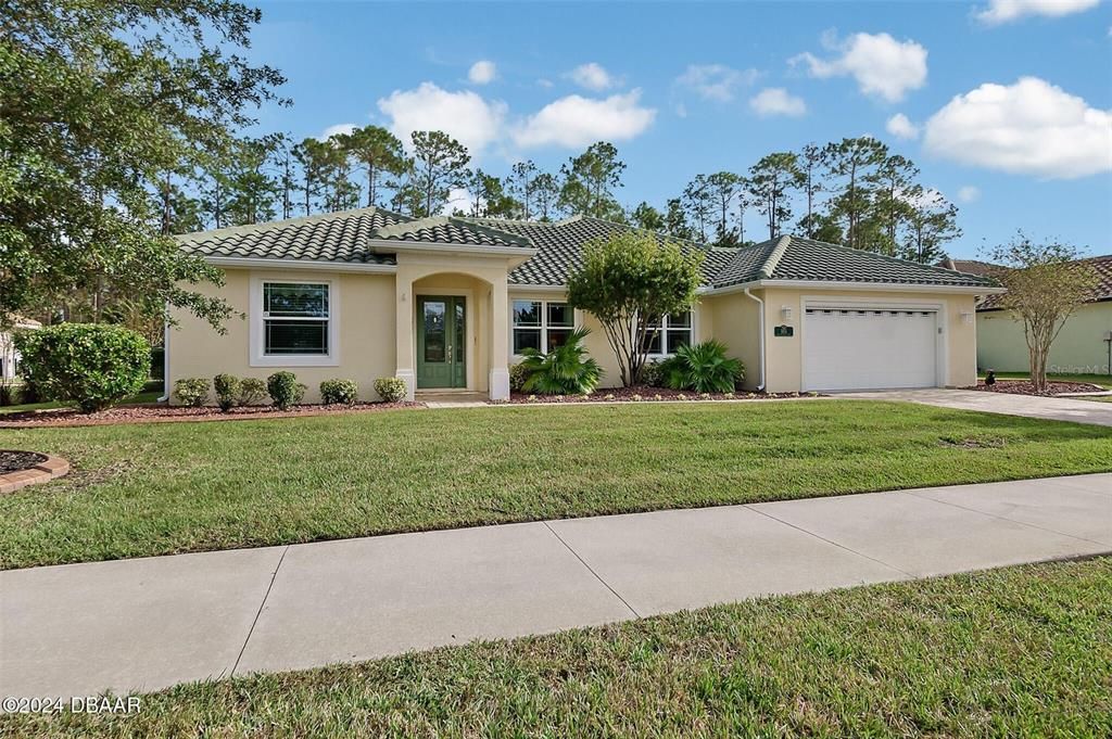 最近售出: $555,000 (3 贝兹, 2 浴室, 2564 平方英尺)