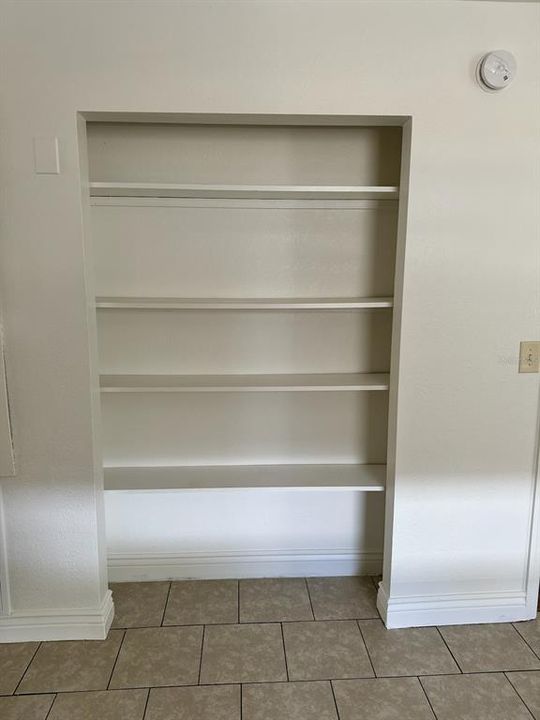 For Sale: $199,000 (3 beds, 2 baths, 1200 Square Feet)