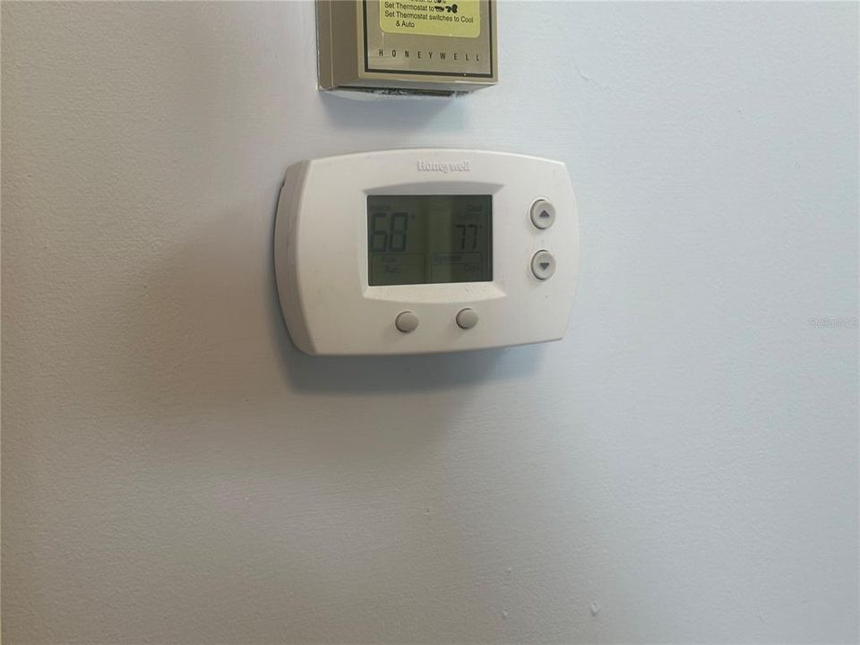 На продажу: $140,000 (2 спален, 2 ванн, 1056 Квадратных фут)