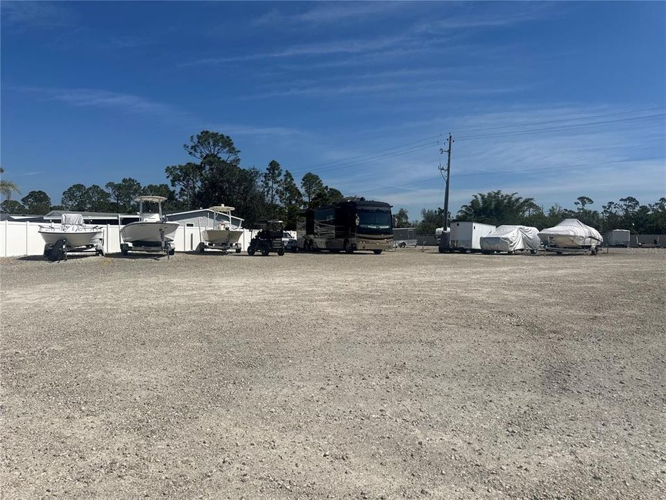 На продажу: $140,000 (2 спален, 2 ванн, 1056 Квадратных фут)