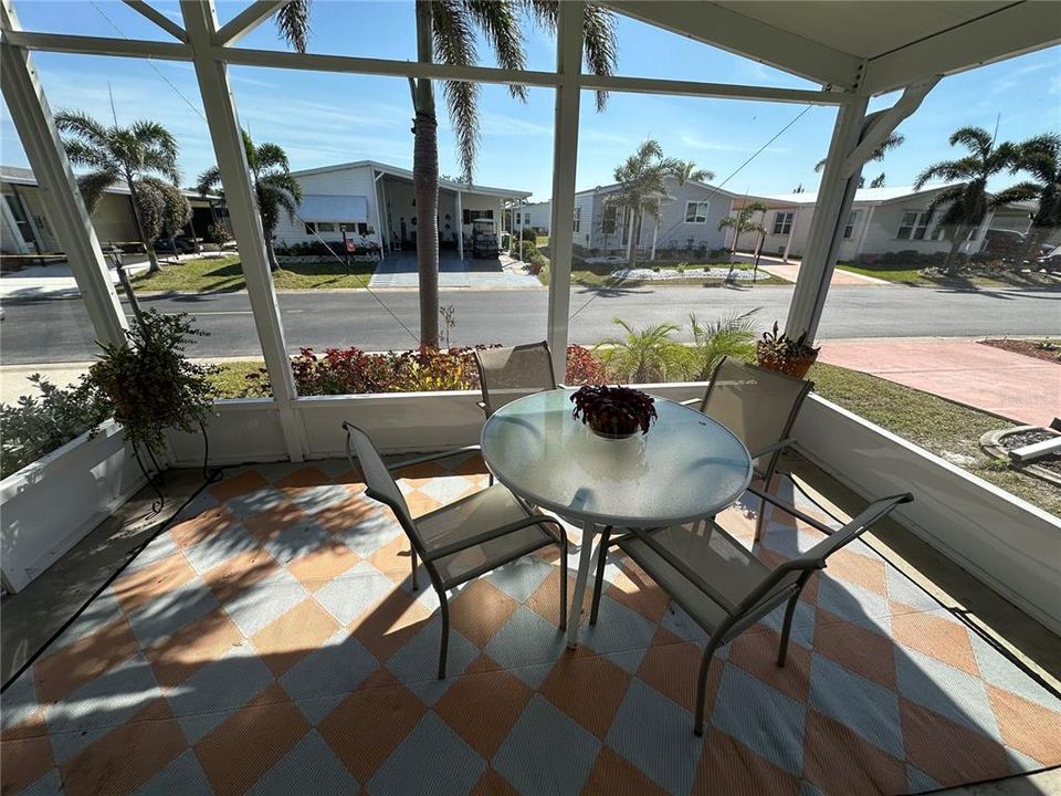 На продажу: $140,000 (2 спален, 2 ванн, 1056 Квадратных фут)