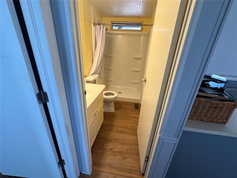 На продажу: $140,000 (2 спален, 2 ванн, 1056 Квадратных фут)