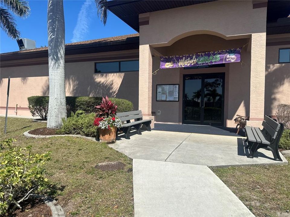 На продажу: $140,000 (2 спален, 2 ванн, 1056 Квадратных фут)