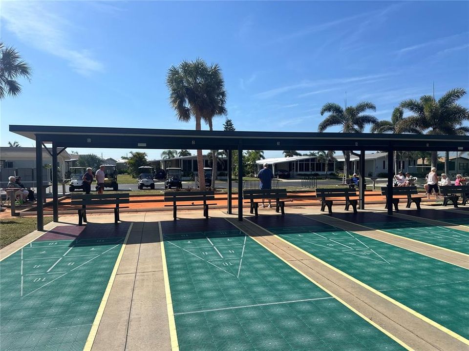 На продажу: $140,000 (2 спален, 2 ванн, 1056 Квадратных фут)