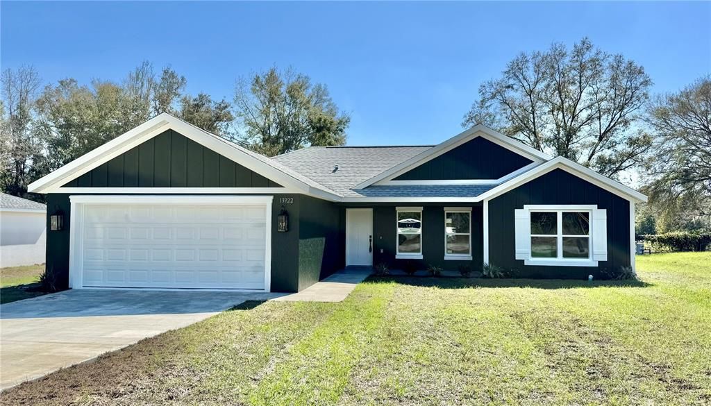 Recently Sold: $275,400 (3 beds, 2 baths, 1377 Square Feet)